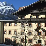 Hotel Zum Hirschen 3*