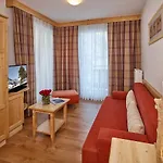 Zum Hirschen Hotel