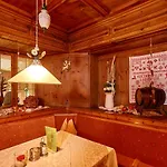 Hotel Zum Hirschen 3*