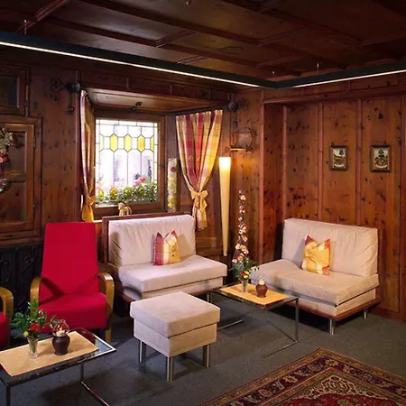 Hotel Zum Hirschen 3*