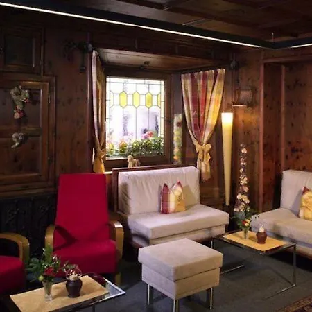 Hotel Zum Hirschen 3*