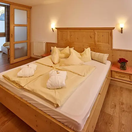 Zum Hirschen Hotel 3*