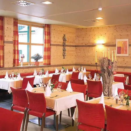 Zum Hirschen Hotel