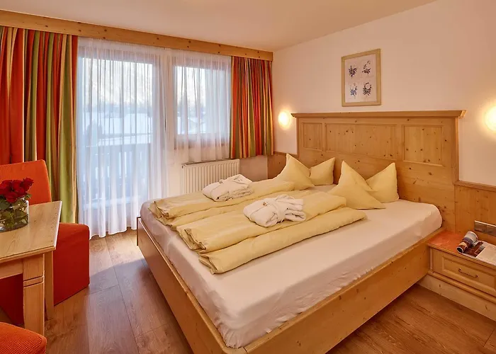 Zum Hirschen Hotel 3*